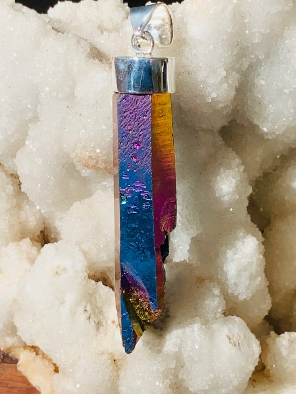 Rainbow Aura Point Pendant Fashion