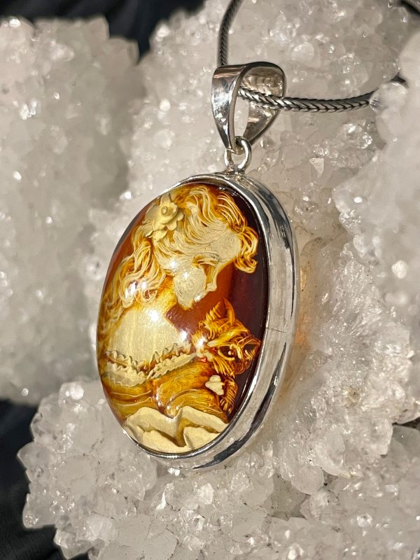 Carved Amber Cameo Pendant For Cheap