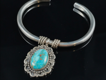 Turquoise Swinging Pendant Bracelet Online Sale