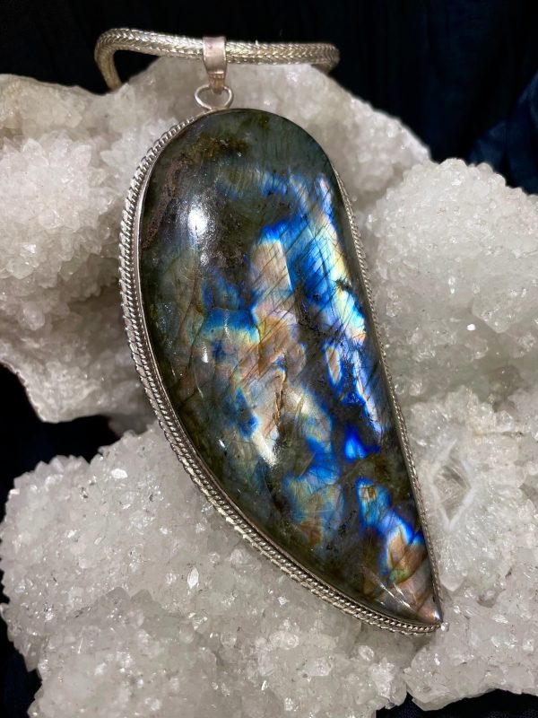 Labradorite Protection Pendant Fashion