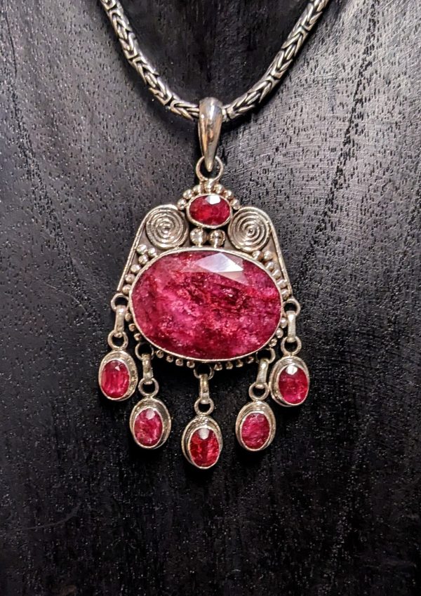 Strikingly Regal Ruby Pendant Fashion