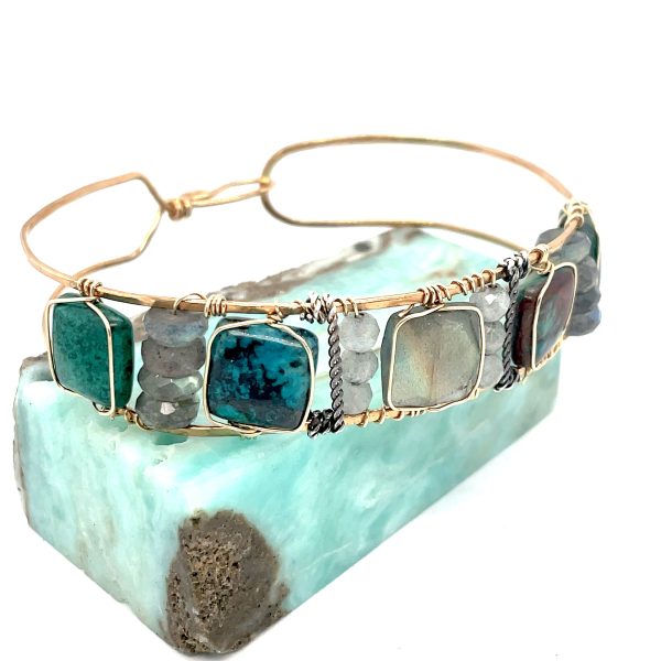 Promenade Cuff Bracelet B376 Supply