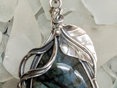 Exquisite and Exceptional Labradorite Pendant Online